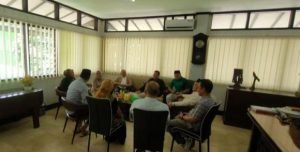 Silaturahmi Ketua IKA Fikom Uninus Dengan Ketua Pengurus dan Ketua Pembina Yayasan Pembina Uninus