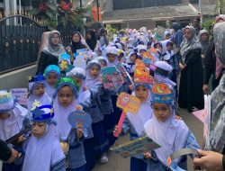 Sambut Ramadhan, Santri Al Fithroh Antusias Ikuti Tarhib dan Aksi Sosial