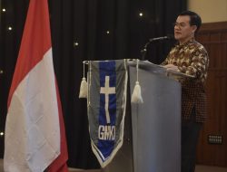 Kemenpora Yohan Hadiri Perayaan Dies Natalis Gerakan Mahasiswa Kristen Indonesia (GMKI) Ke-75