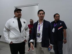 Dito Ariotedjo Nonton Bareng Pertandingan Timnas Basket Indonesia Melawan Korea Selatan