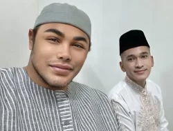 Ruben Onsu Mualaf? Momen Shalat Id Bersama Ivan Gunawan Jadi Sorotan