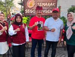 Kolaborasi Ikasdasa, Baksos’e Suroboyo, dan PPNI Sukseskan Baksos Sego Rongewu di Surabaya