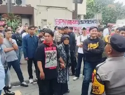 Warga Sukahaji Kepung Kantor BPN Bandung, Tuntut Transparansi Sengketa Tanah