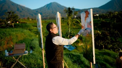 Dari Kanvas hingga Video, Putu PW Winata Hadirkan “Suara Alam Pagi Jatiluwih”
