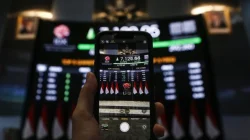 IHSG Ditutup Menguat ke 7.307, Sentimen Global Bayangi Kekhawatiran Gencatan Senjata Timur Tengah