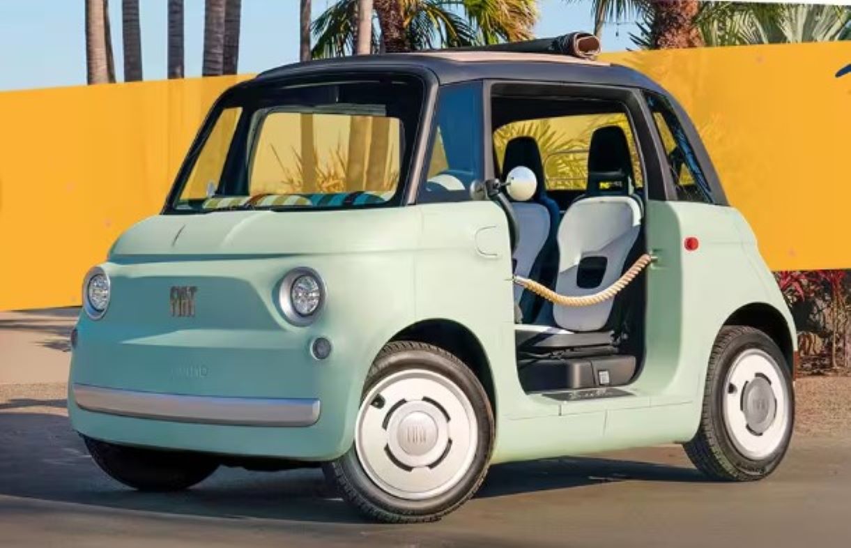 Fiat Topolino Resmi Meluncur di AS, Mobil Listrik Mungil Bergaya Italia Dibanderol Rp253 Juta